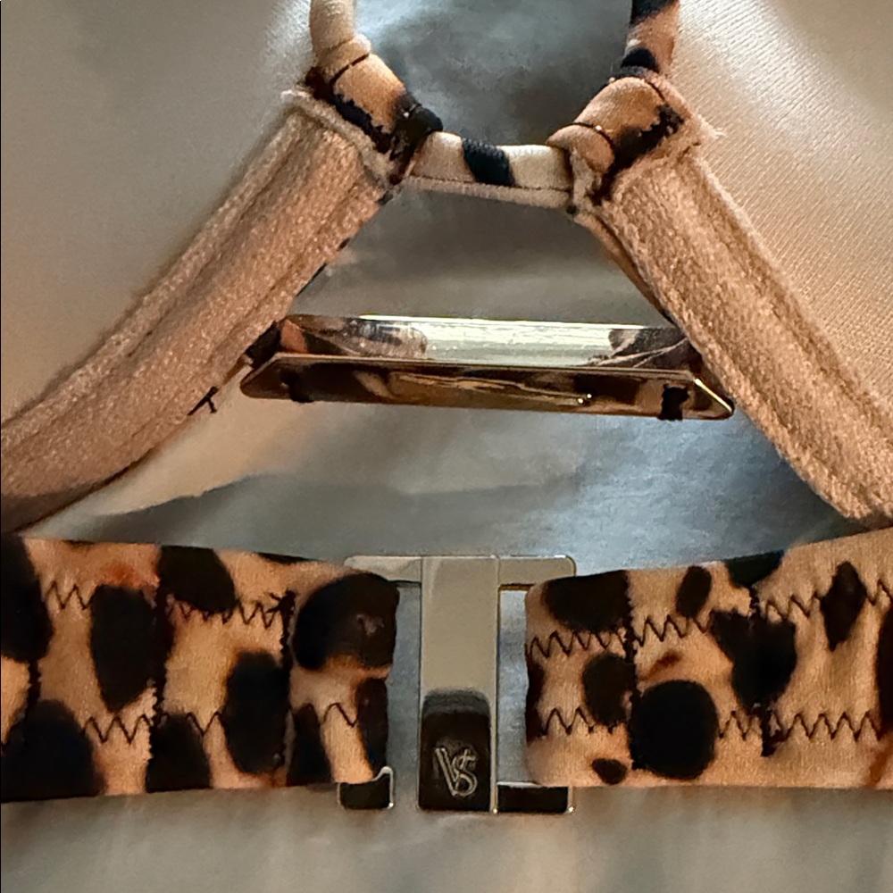 NWOT Victoria’s Secret Bombshell Push-up Leopard Bikini Top 36B - Picture 4 of 4